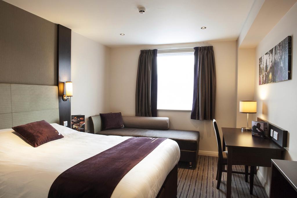 Premier Inn Birmingham City Centre Bridge Street Exterior photo